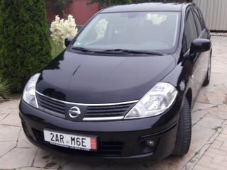 Nissan Tiida foto 8