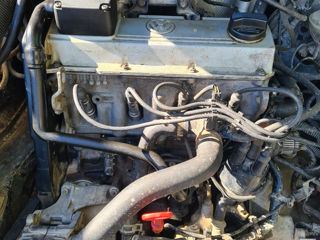 Motor Passat B4 2.0 AGG anul 1996 foto 4