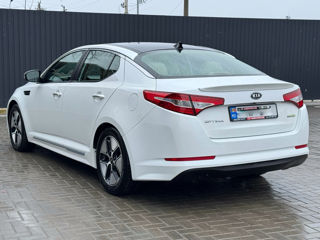 KIA Optima foto 2