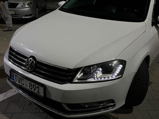 Volkswagen Passat foto 2