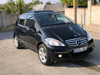 Mercedes A-Class foto 2