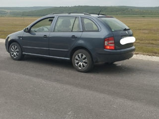 Skoda Fabia foto 2