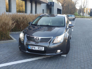 Toyota Avensis foto 3