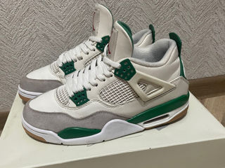 Jordan 4 Pine Green foto 6