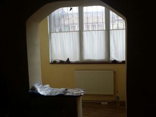 Urgent   schimb  apartament str.Studentilor 1/1 ,2 odai,2 balcoane,2-etaj foto 2