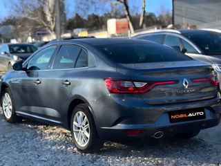 Renault Megane foto 6