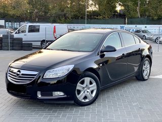 Opel Insignia foto 1