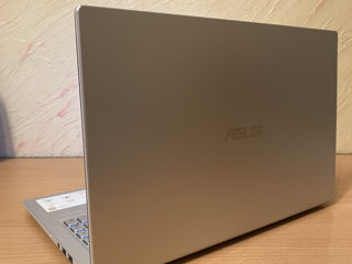 ASUS VivoBook 15 (Core i5-1135g7 / Ram 16Gb DDR4 / 512Gb SSD NVMe / Iris Xe Graphics /15.6" FHD IPS) foto 7