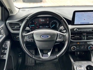 Ford Focus foto 12