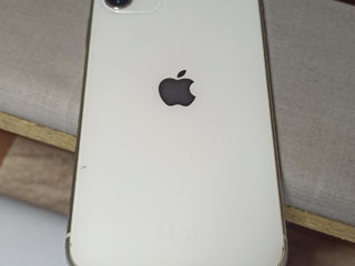 iPhone 11 White  на 64 Гб foto 1