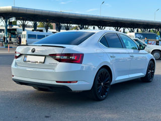 Skoda Superb foto 6