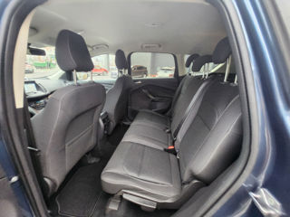 Ford Kuga foto 8