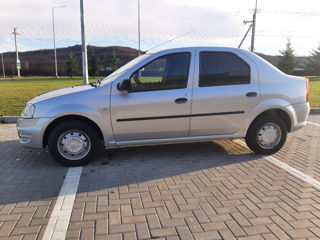 Dacia Logan foto 8