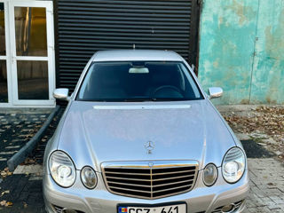 Mercedes E-Class foto 5