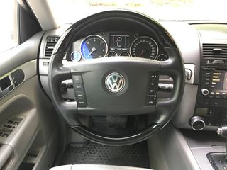 Volkswagen Touareg foto 5