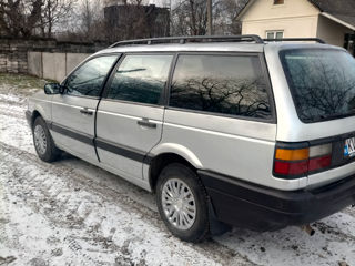 Volkswagen Passat foto 4