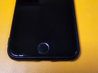 Iphone 8 black 64gb  1400lei