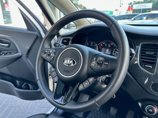 KIA Carens foto 11