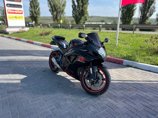 Suzuki GSX-R 750