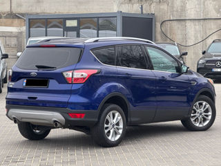 Ford Kuga foto 4