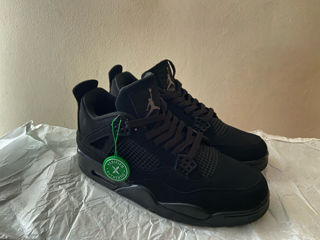 Jordan 4 Black Cat foto 2