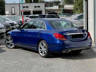 Mercedes C-Class foto 3