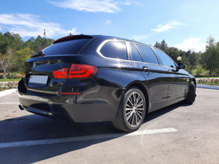 BMW 5 Series Touring foto 6