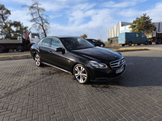 Mercedes E-Class foto 4