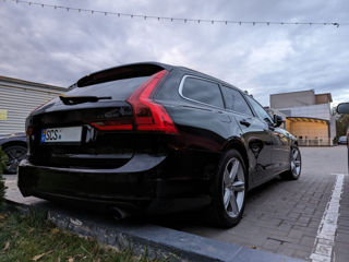 Volvo V90 foto 2