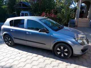 Opel Astra foto 2