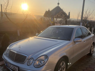 Mercedes E-Class foto 5