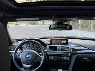 BMW 3 Series foto 8