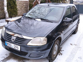 Dacia Logan foto 2