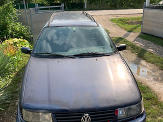 Volkswagen Passat foto 3