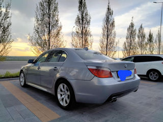 BMW 5 Series foto 3