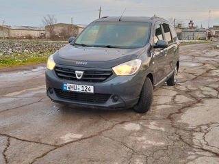 Dacia Lodgy foto 2