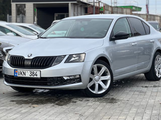 Skoda Octavia foto 3