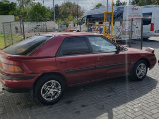 Mazda 323 foto 6