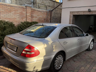 Mercedes E-Class foto 2