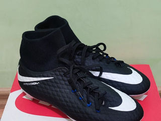 Nike Hypervenom Phelon III Marimea EUR39(24.5cm) Pretu 1100 lei foto 2