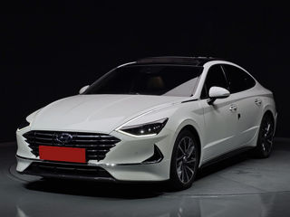 Hyundai Sonata foto 1