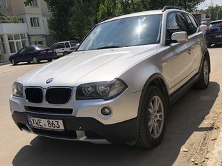 BMW X3 foto 2