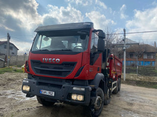 Iveco Traker foto 7