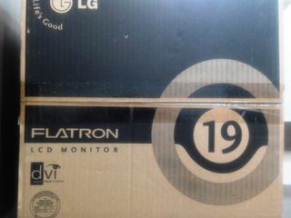 LG Flatron L1972H foto 10