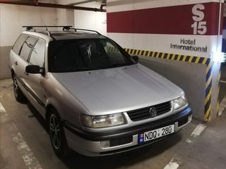 Volkswagen Passat foto 4