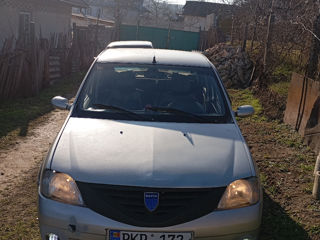 Dacia Logan foto 3