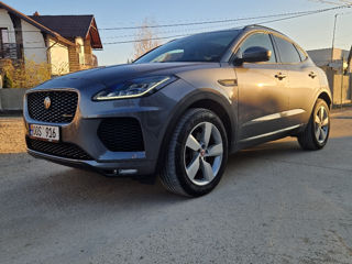 Jaguar E-Pace foto 2