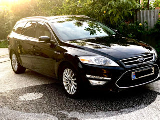 Ford Mondeo foto 2