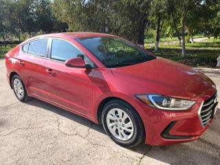 Hyundai Elantra foto 7