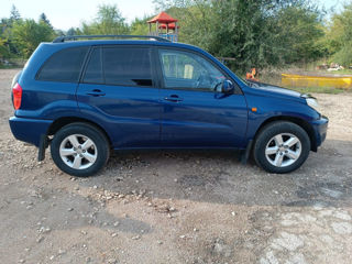 Toyota Rav 4 foto 5